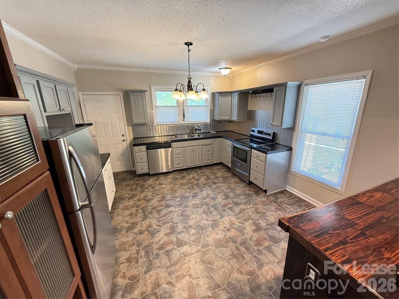 917 Lincolnton Rd - Photo 5 of 12