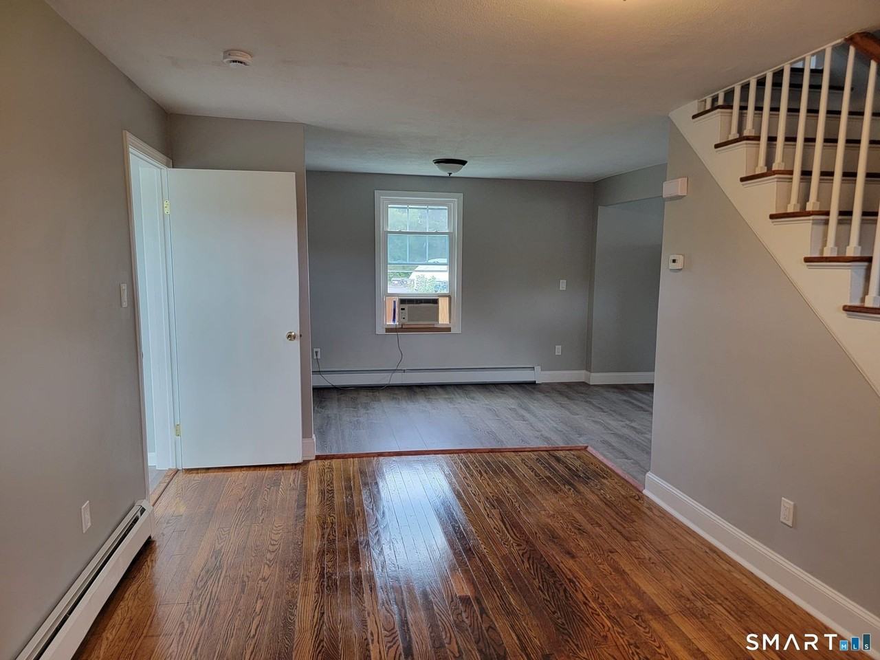 405 Wolcott Rd - Photo 3 of 16