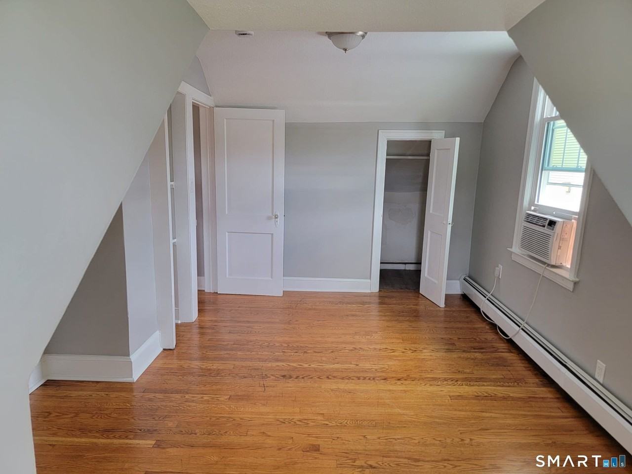 405 Wolcott Rd - Photo 7 of 16