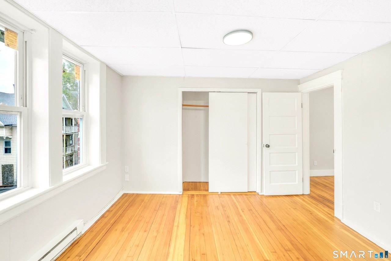 67 Burton St #2B - Photo 4 of 8
