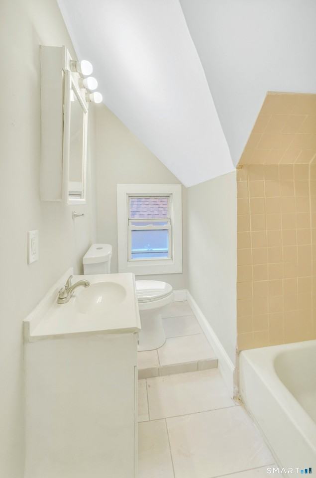 76 Thompson St #3 - Photo 2 of 6
