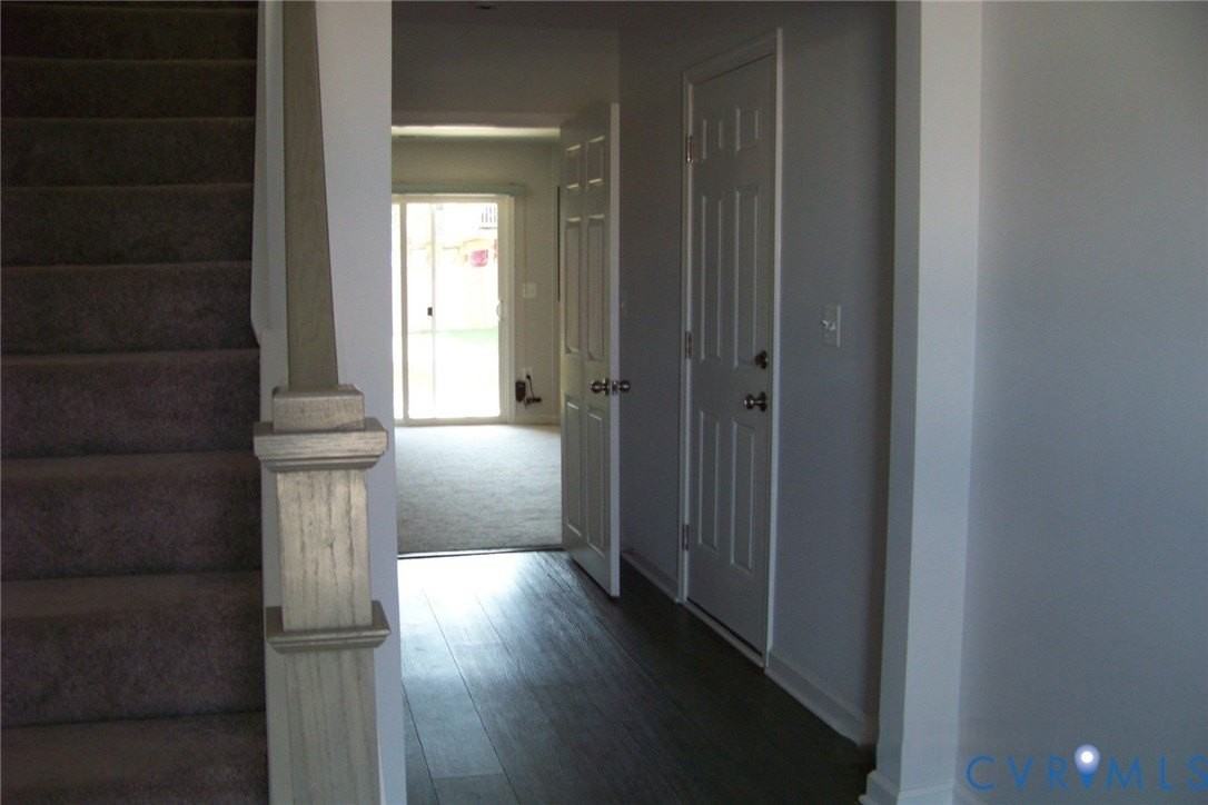 8829 Foxway Ridge Ln - Photo 2 of 19