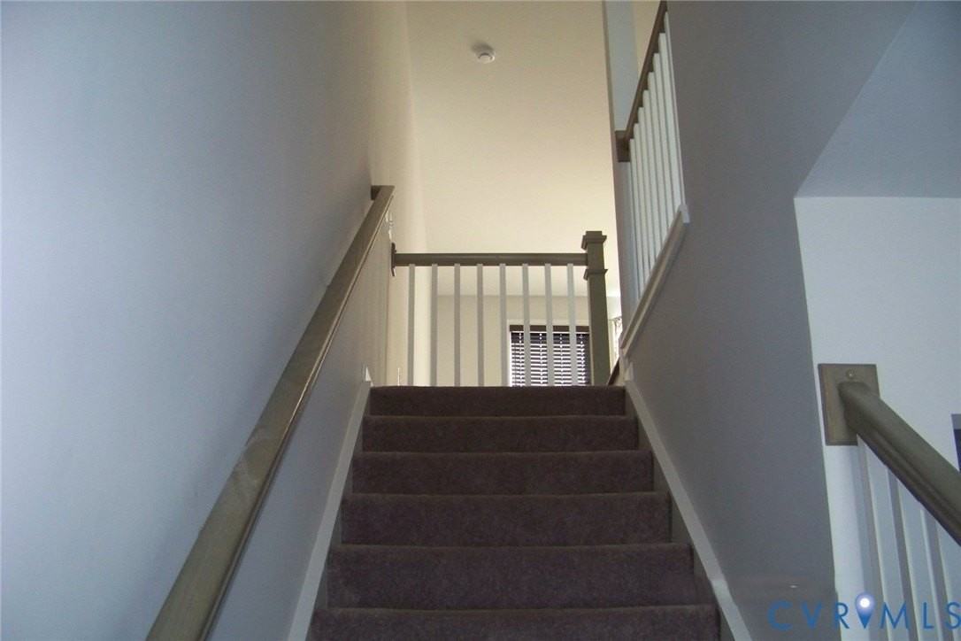 8829 Foxway Ridge Ln - Photo 6 of 19