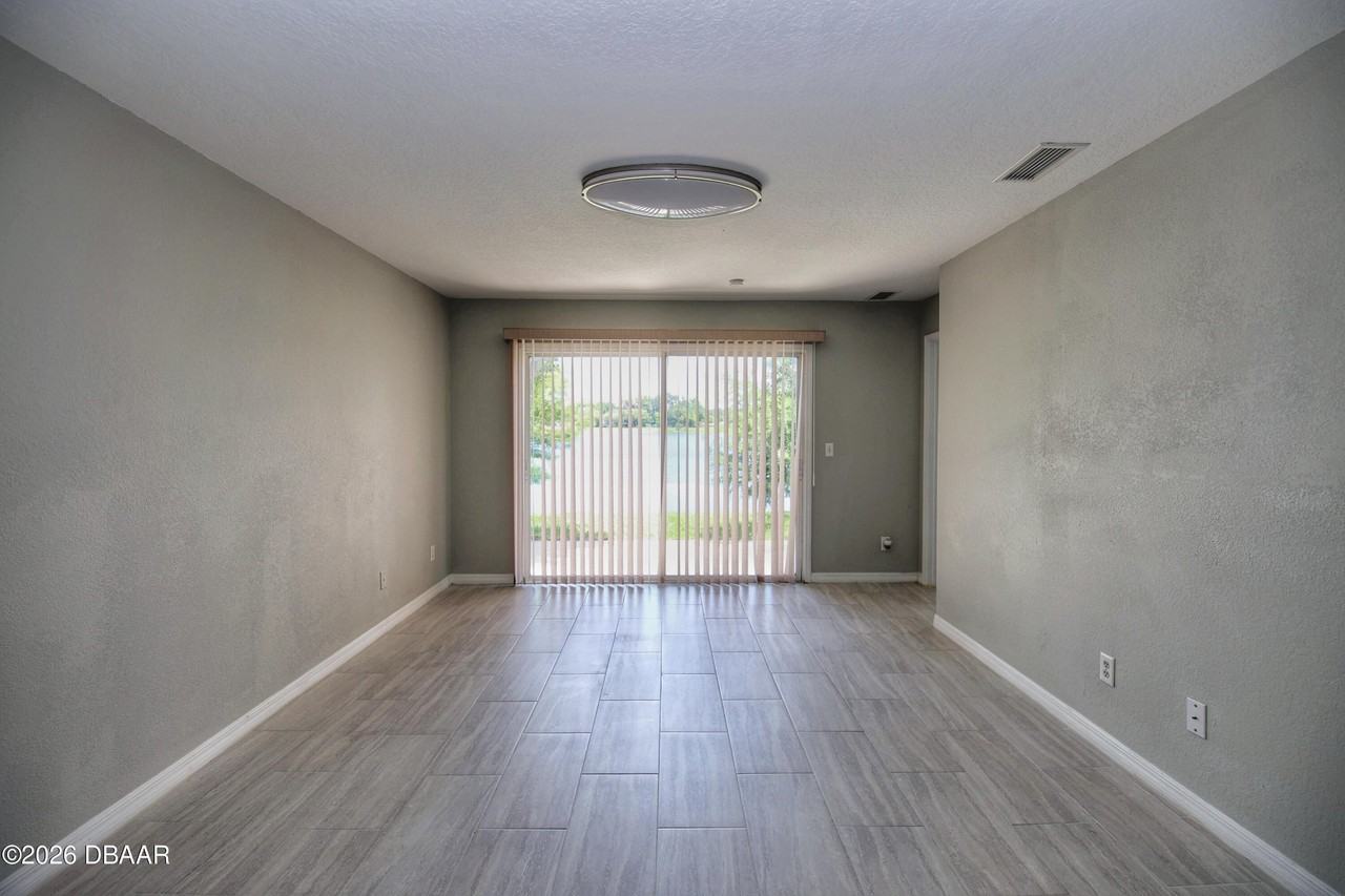 1025 Alabama Ave - Photo 6 of 25