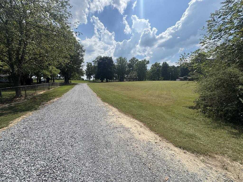 502 Fullers Chapel Rd - Photo 5 of 46