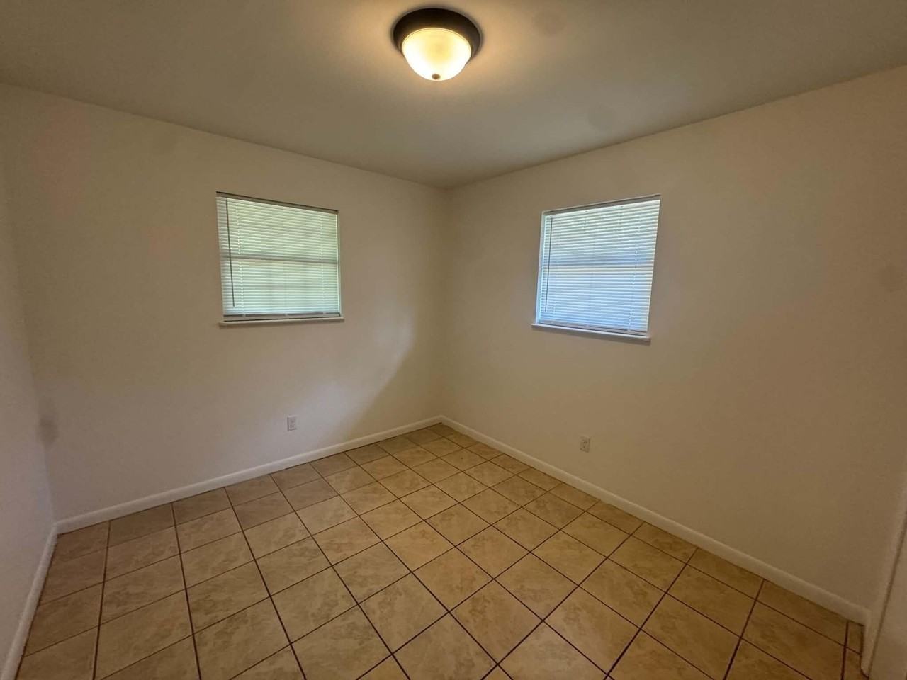 113 Twin Trees Dr - Photo 6 of 6