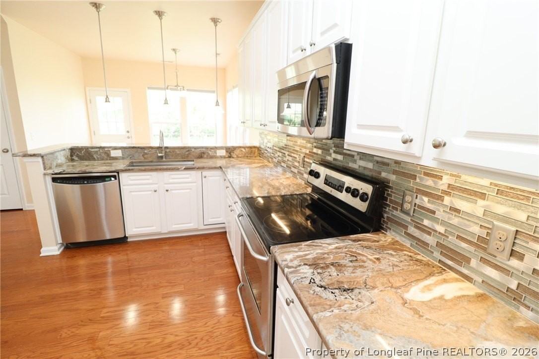 12554 Honeychurch St - Photo 7 of 42