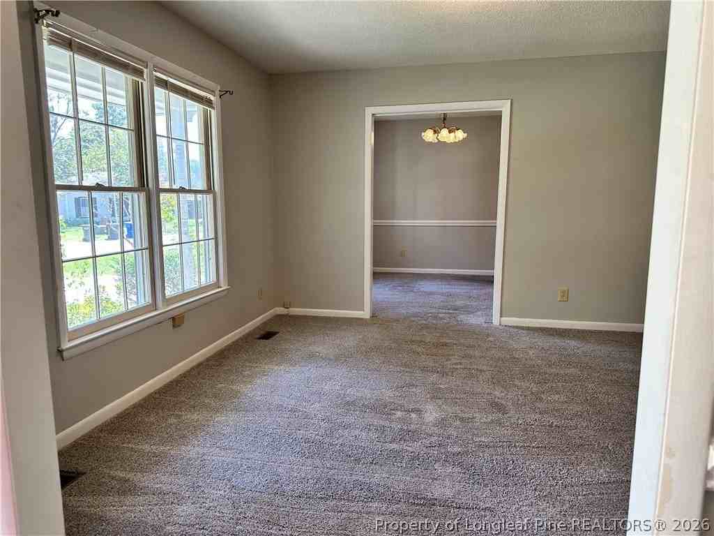 2052 Windlock Dr - Photo 5 of 22