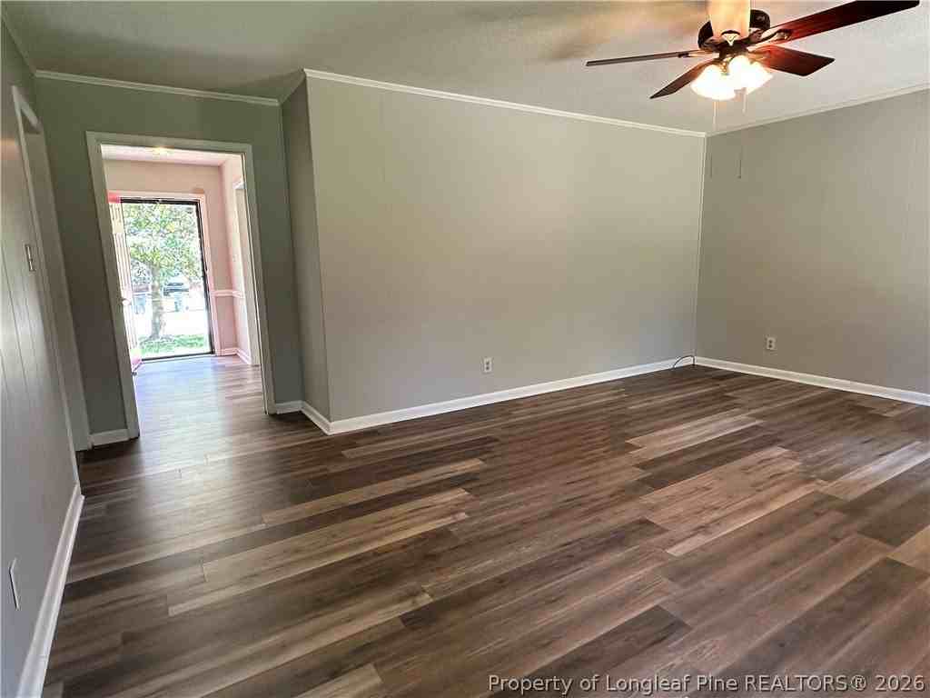 2052 Windlock Dr - Photo 7 of 22