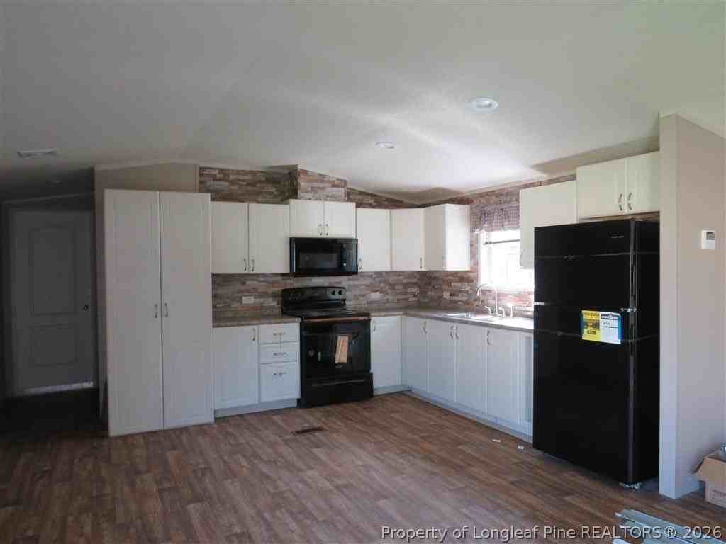 1649 Britania Rd - Photo 4 of 10