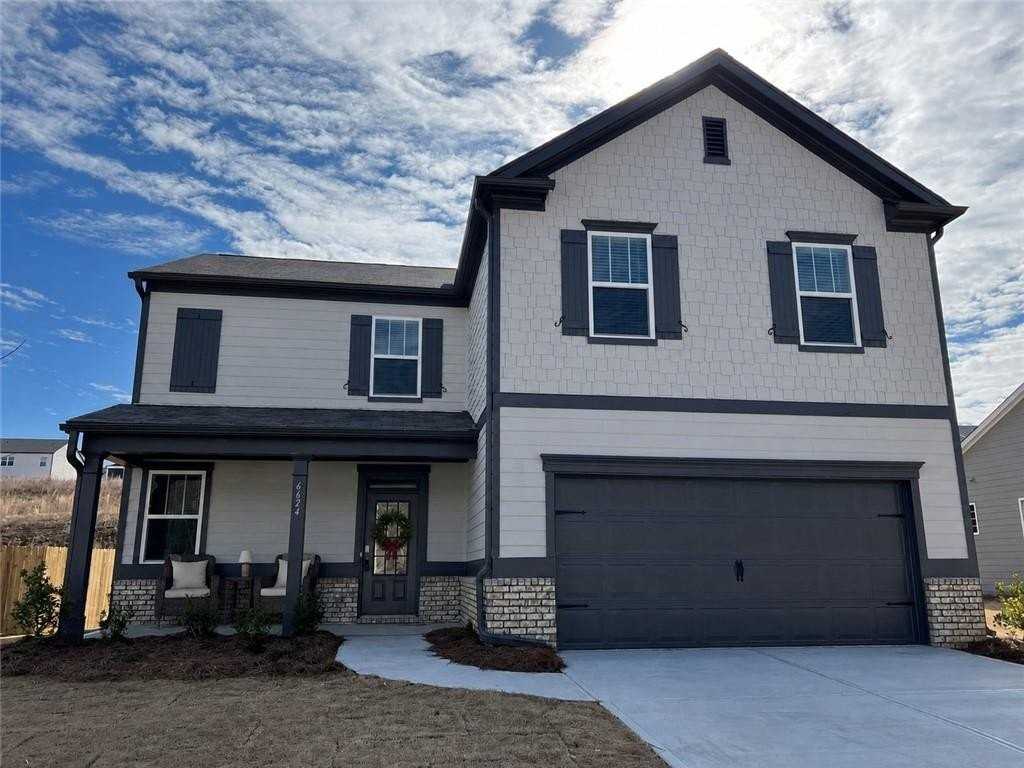 6624 Bluffview Dr - Photo 2 of 39