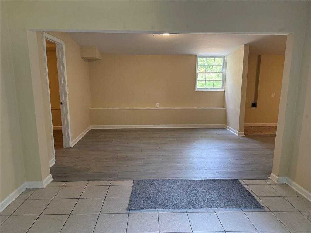 2035 Debra Ln - Photo 4 of 20