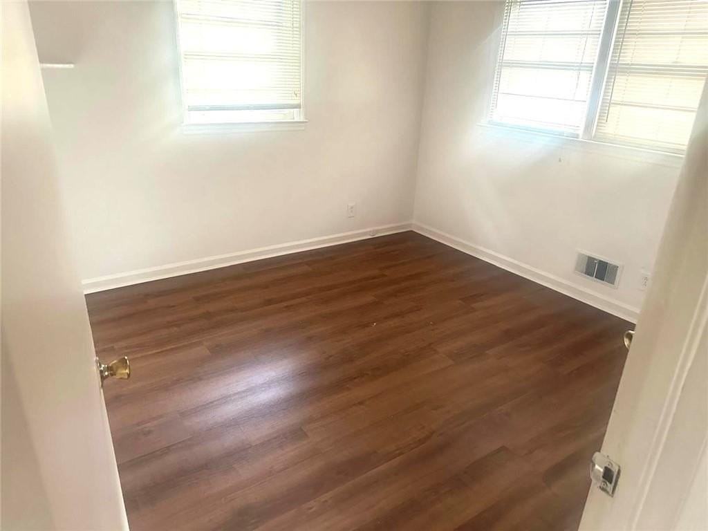 2959 Reynolds Dr - Photo 5 of 13