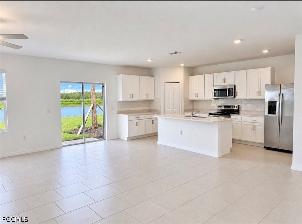 16042 Palos Verdes St - Photo 3 of 36