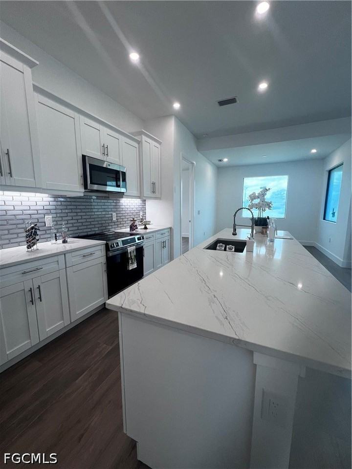 2803 44th St Sw - Photo 6 of 33
