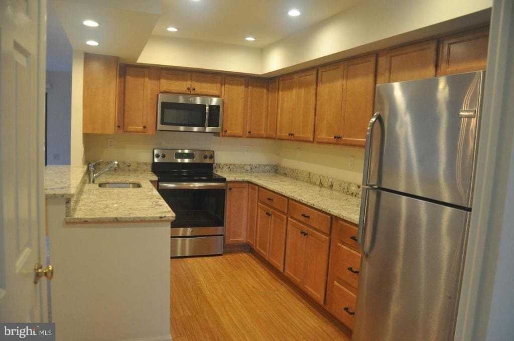 112 Woodgate Ln - Photo 2 of 19