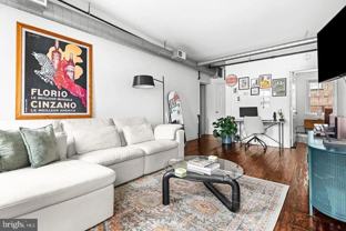 36 S Strawberry St - Photo 1 of 1