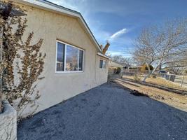 featured image of 2620 Marble Ave Nw