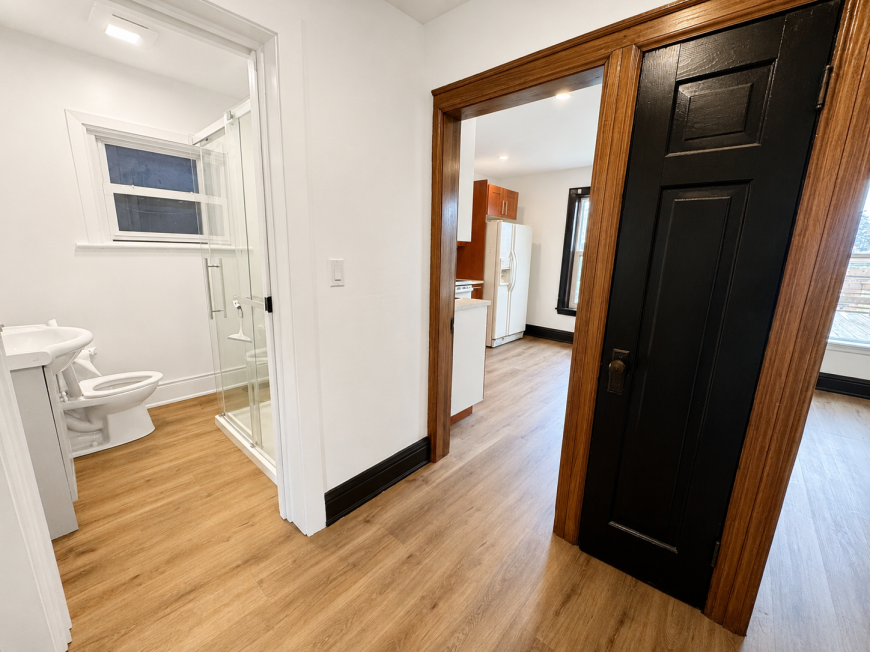 108 Kensington Ave N - Photo 3 of 10