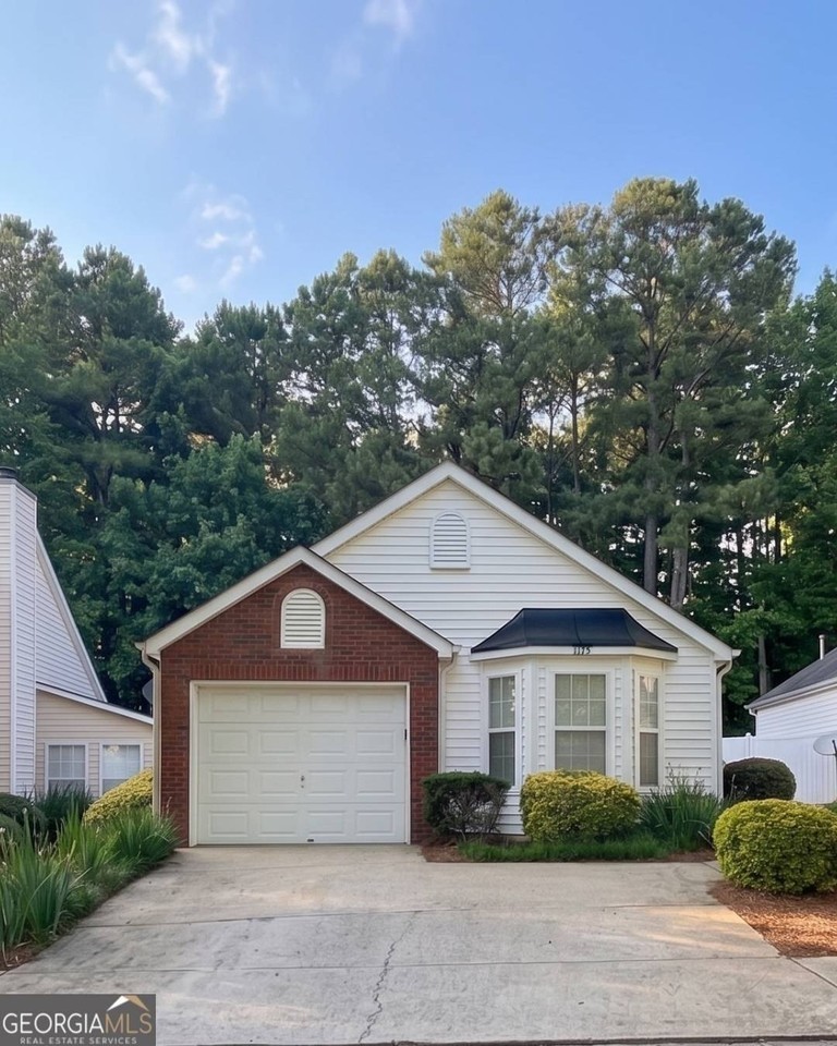 1175 Britley Park Ln - Photo 2 of 20