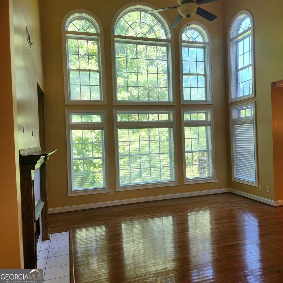 635 Syreeta Ln - Photo 6 of 17