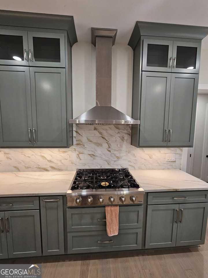 10490 Rivertown Rd - Photo 5 of 38