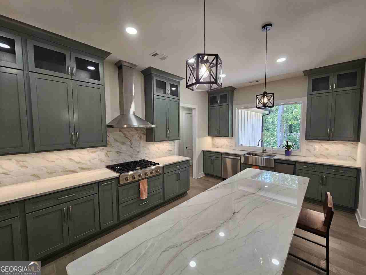 10490 Rivertown Rd - Photo 7 of 38