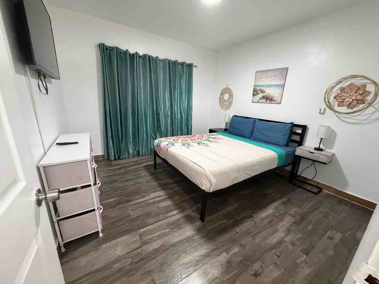 N Miami Ave - Photo 5 of 6