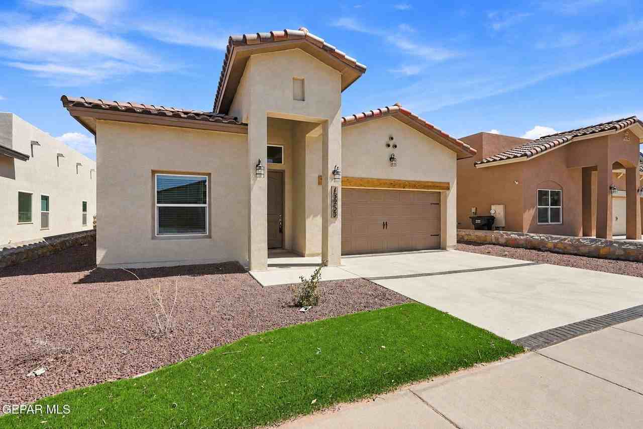 13253 Coldham St - Photo 3 of 42