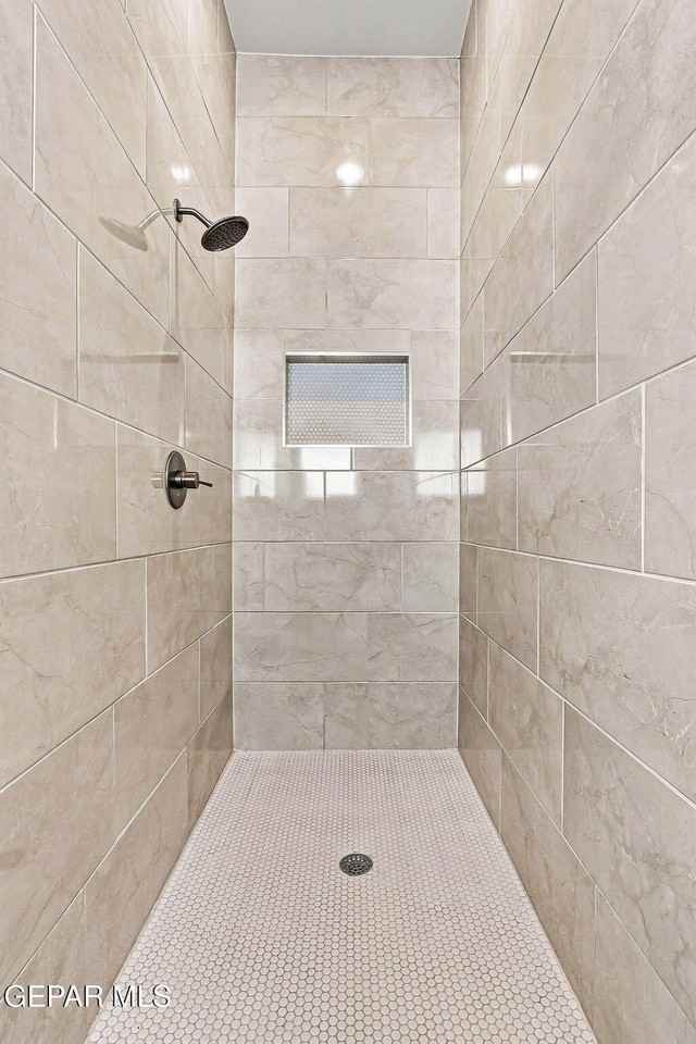 13253 Coldham St - Photo 6 of 42