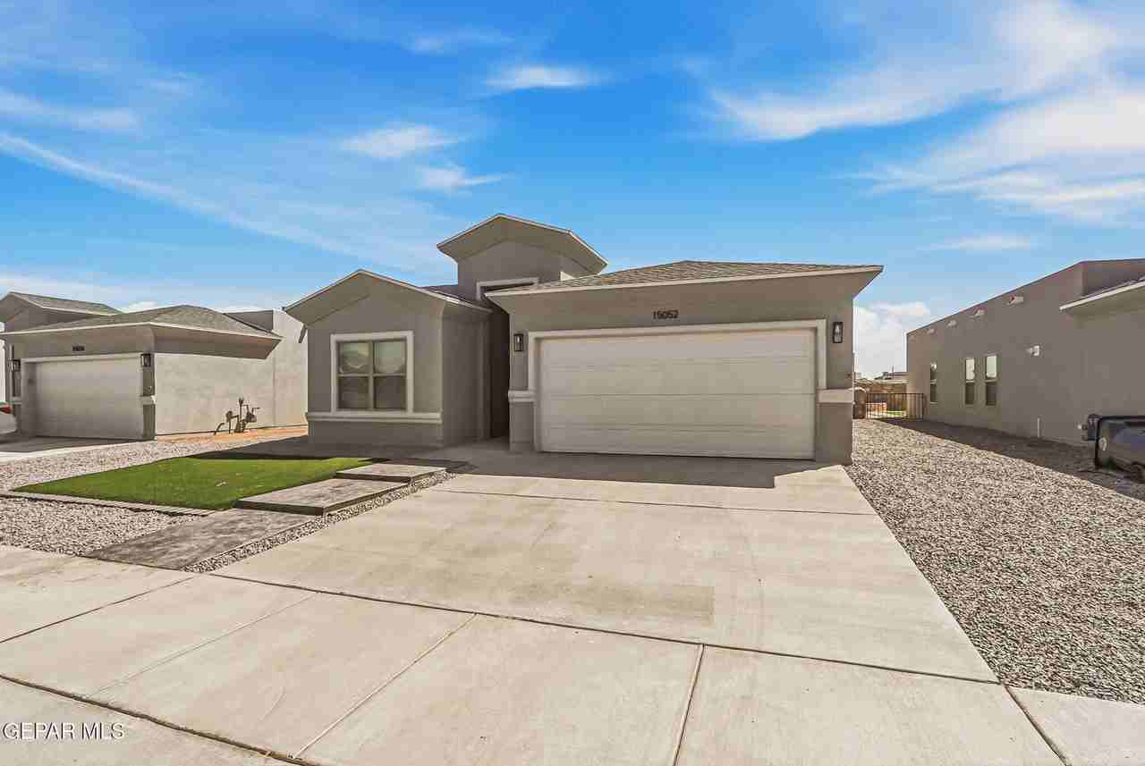 15052 Destination Ave - Photo 3 of 30