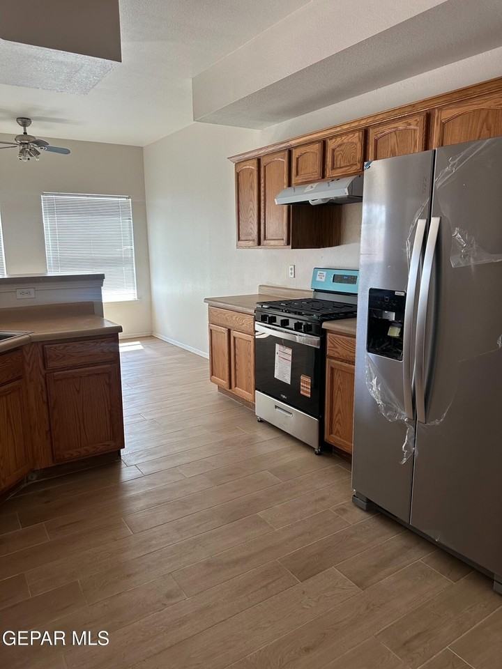 6026 Becca Dr - Photo 6 of 14