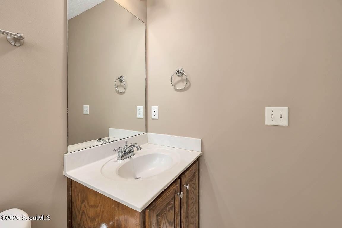 213 Joshua Cir - Photo 7 of 11