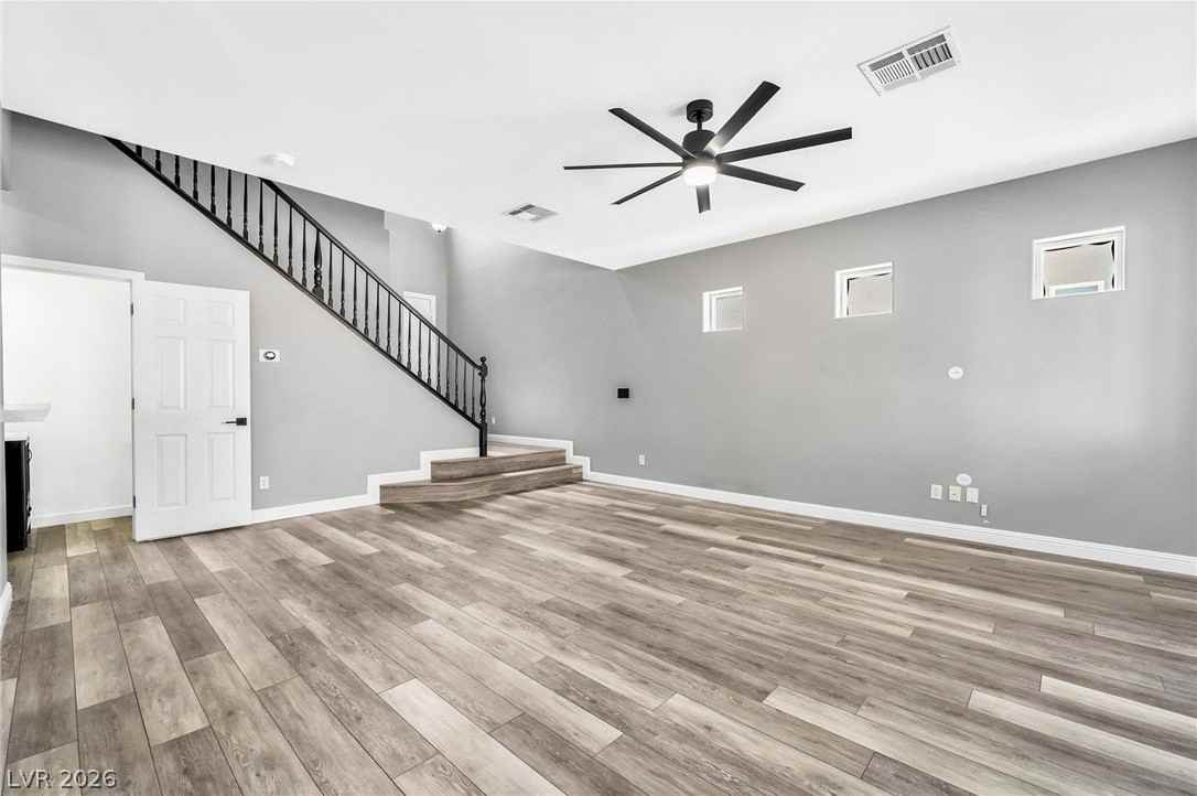 9754 Thistle Dew Ave - Photo 4 of 24