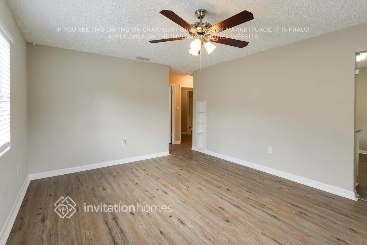 4020 E Paris St - Photo 6 of 29