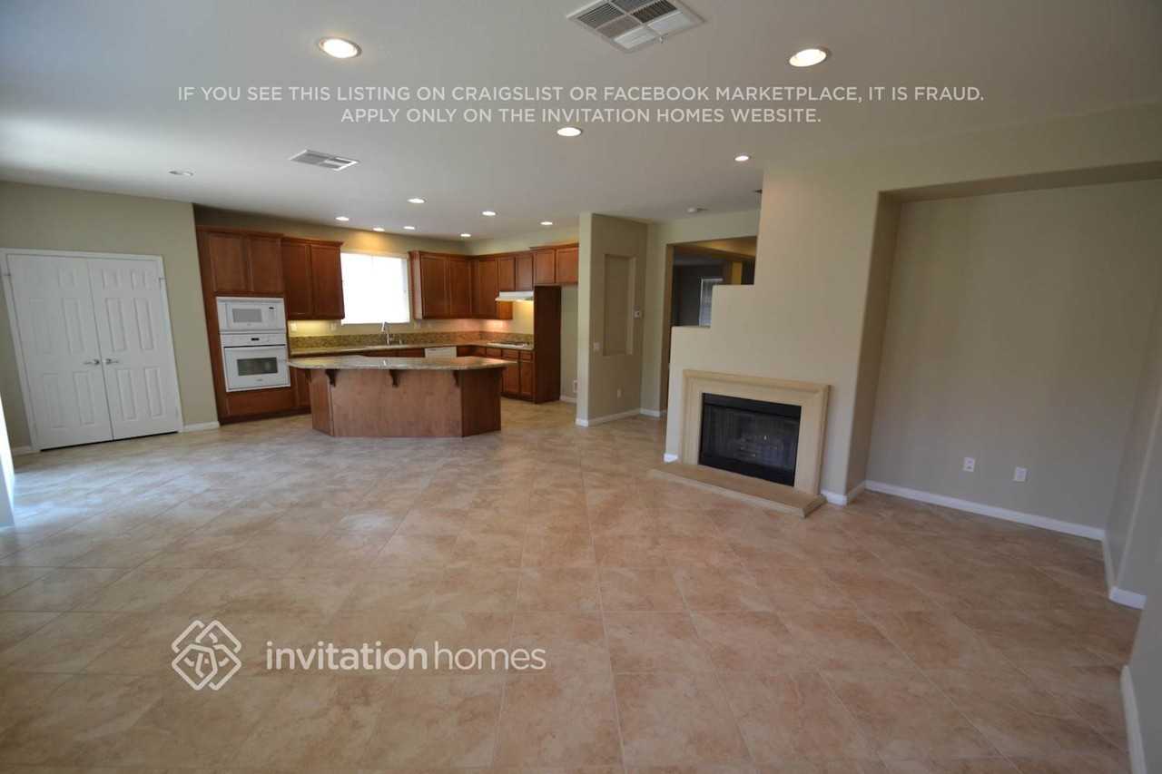 28016 Linda Ln - Photo 5 of 13