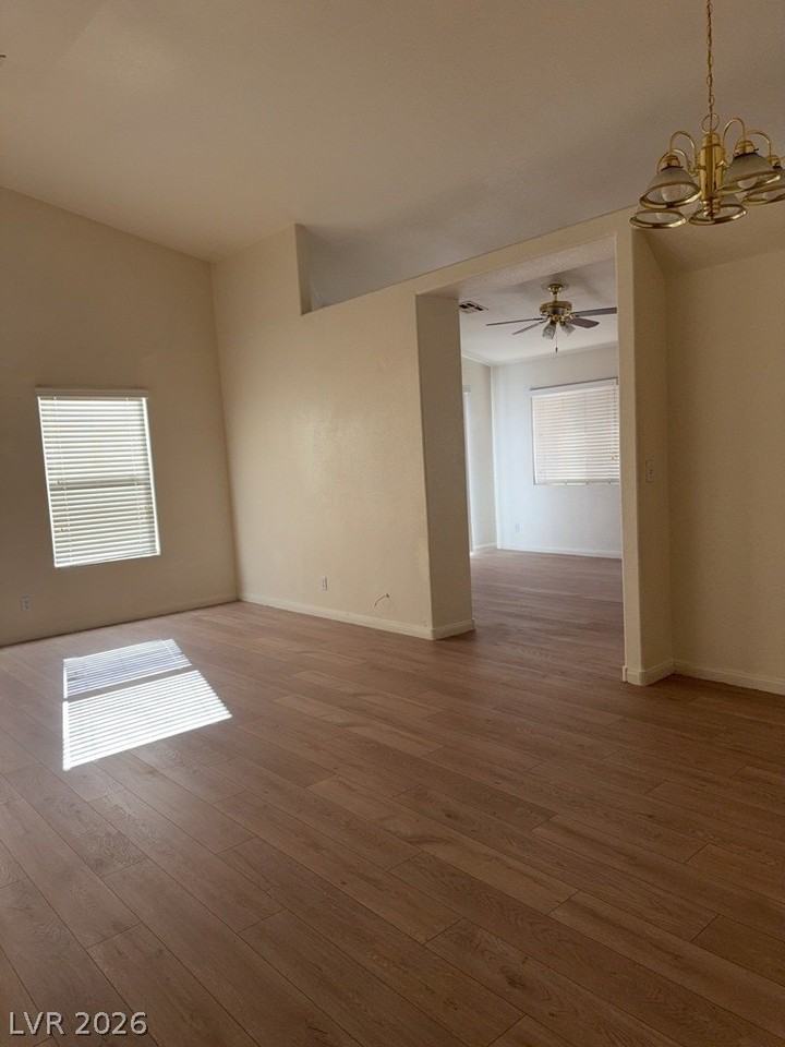 208 Mazatlan St - Photo 4 of 14