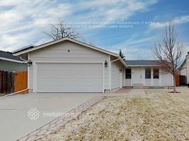 featured image of 3852 S Olathe Cir