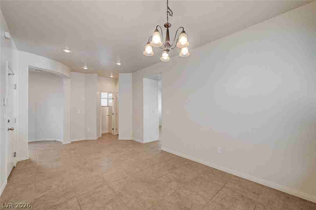 8148 Sandy Slope Ct - Photo 5 of 50