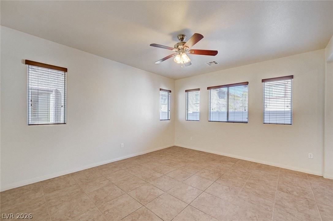 8148 Sandy Slope Ct - Photo 7 of 50