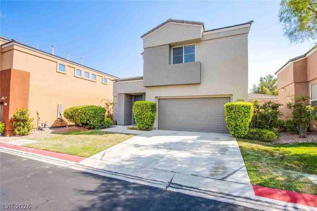 10537 Redwood Ash Ave - Photo 3 of 35