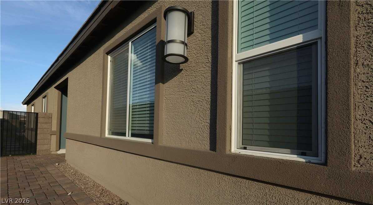 294 Bridge Canyon St - Photo 6 of 42