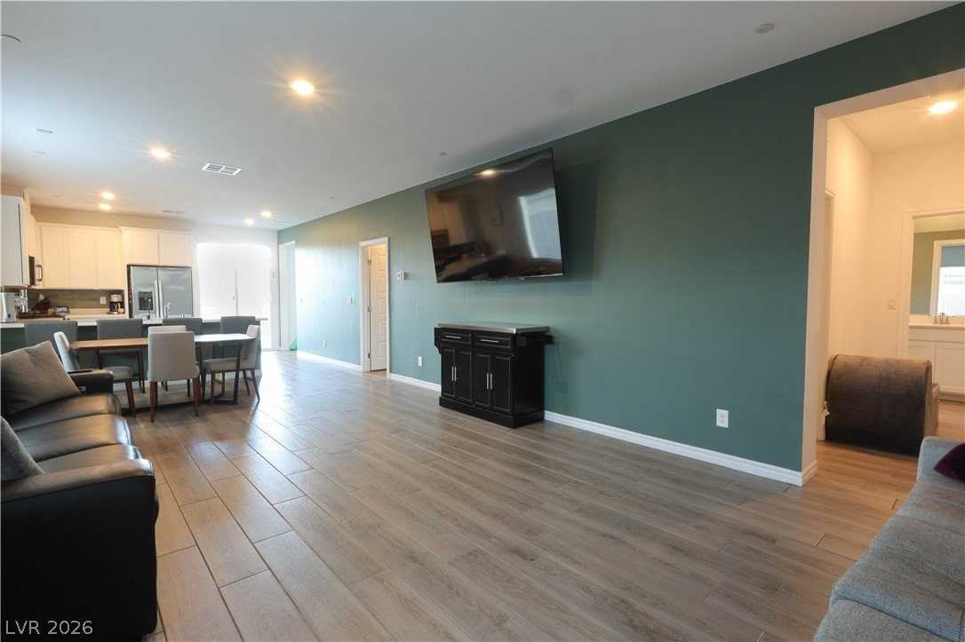 294 Bridge Canyon St - Photo 7 of 42