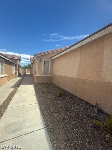 7048 Pacific Coast St - Photo 3 of 15