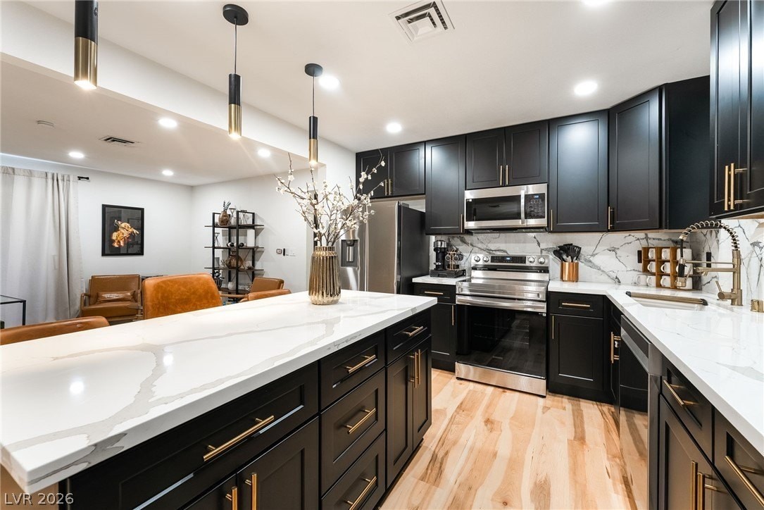 31 Jade Cir - Photo 7 of 37