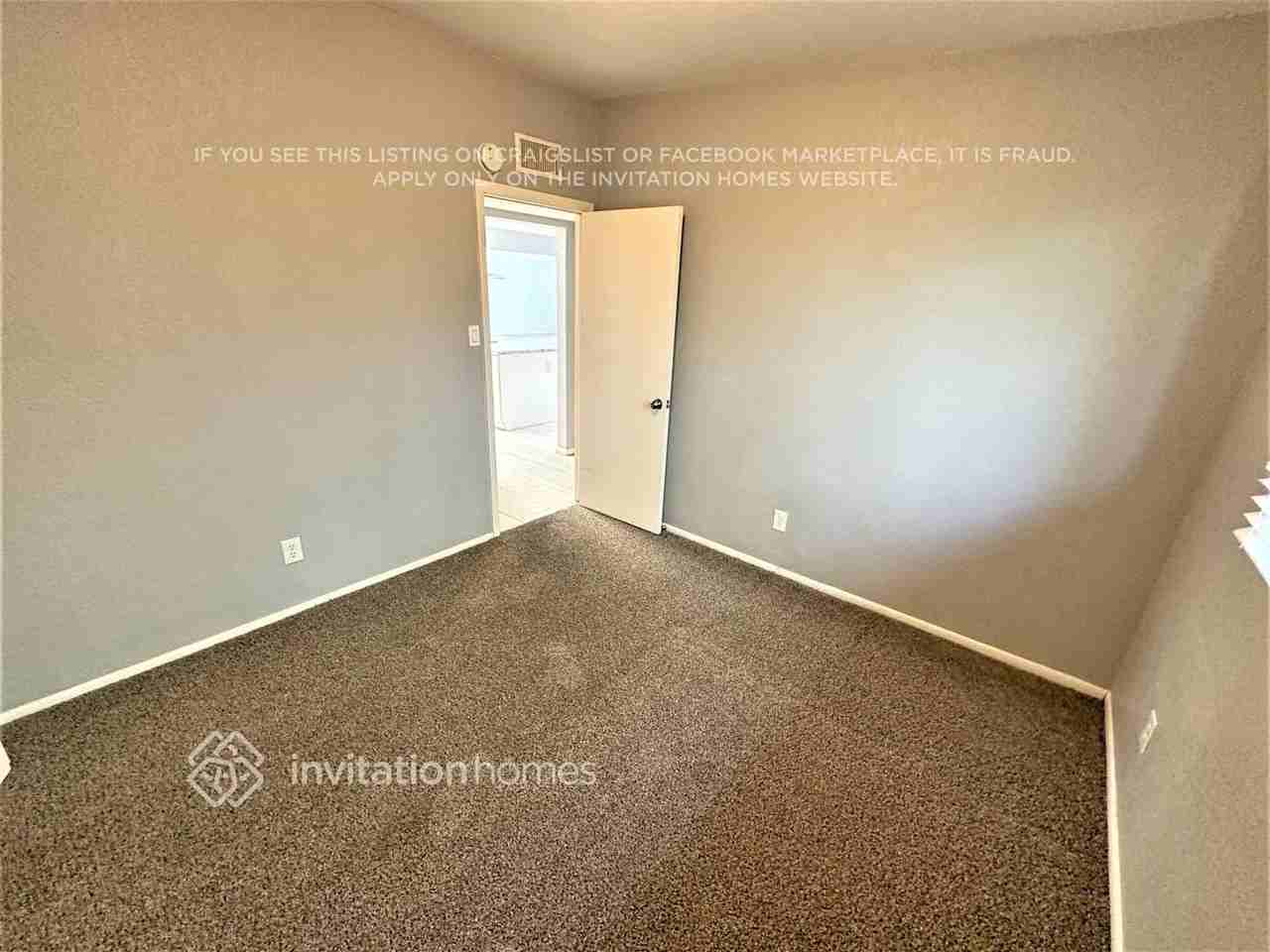 1265 E Del Rio Dr - Photo 7 of 20