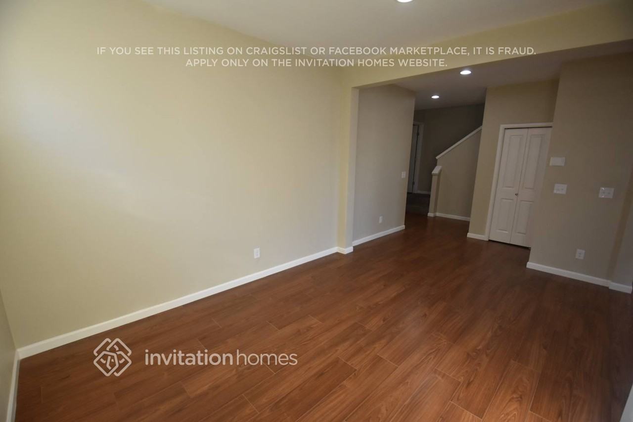 16707 80th Avenue Ct E - Photo 3 of 12
