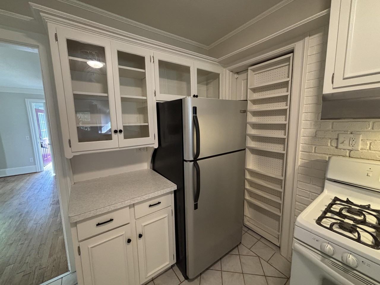233 Monroe St #A - Photo 2 of 15