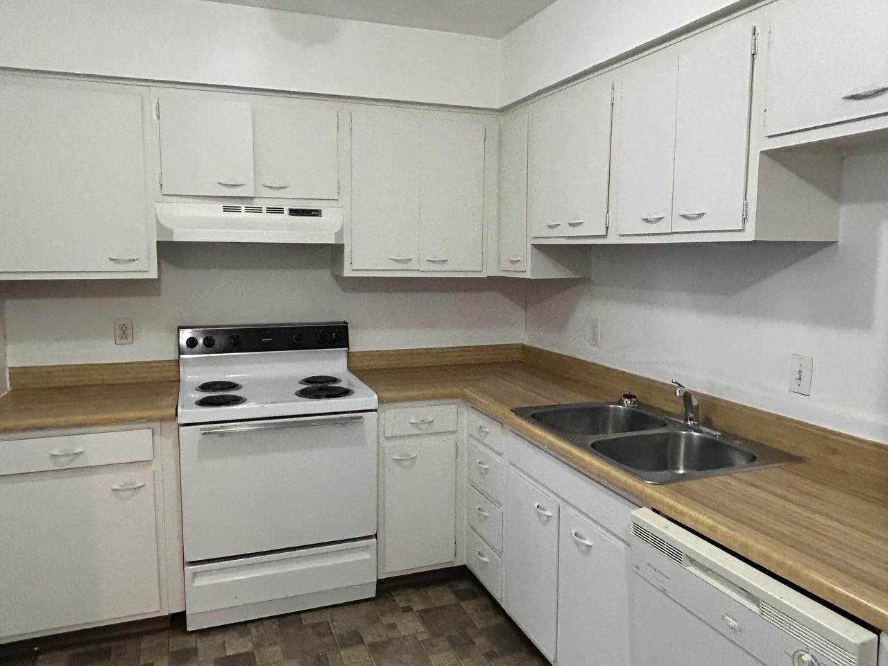 7 S Normal St #6 - Photo 3 of 18