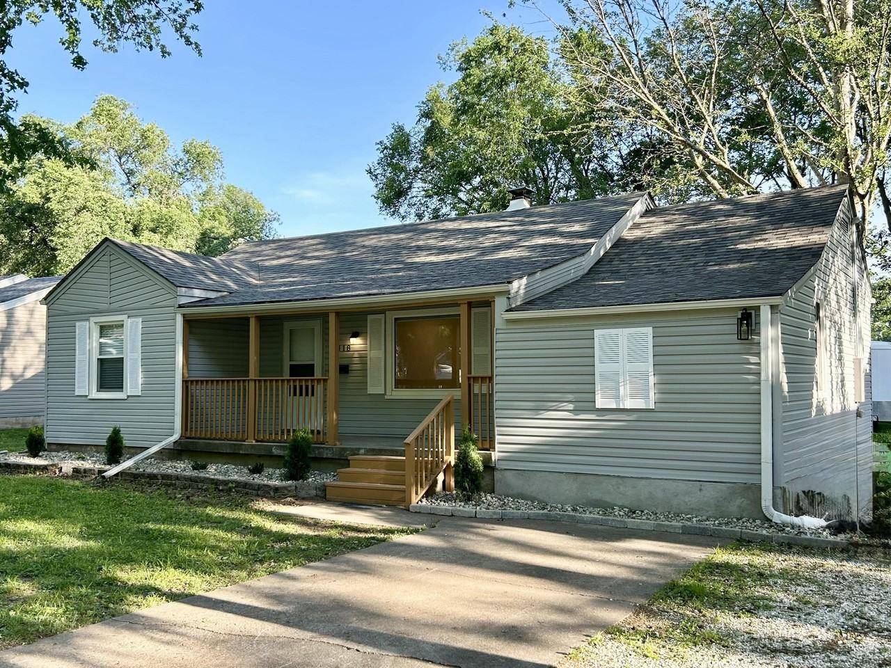 2418 E Kirkwood St - Photo 2 of 25